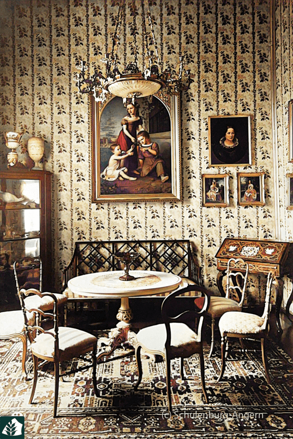 Wandtapete im Kabinett Schloss Angern um 1920